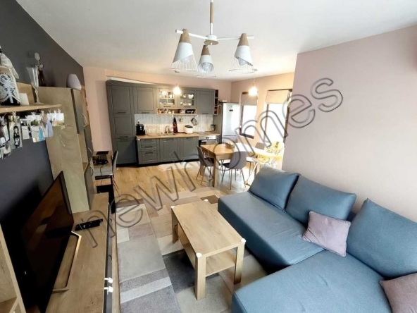 Тристаен апартамент в Пловдив, Христо Смирненски - 98 кв.м за 1531 €/кв.м - Снимка #1