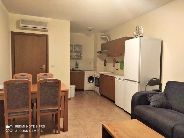 Дава се под наем Тристаен апартамент в к.к. Слънчев бряг - 107 кв.м за 356.49 € - Снимка #1