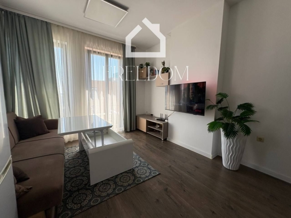 Дава се под наем Двустаен апартамент в Варна, Бриз - 86 кв.м за 797.64 € - Снимка #1