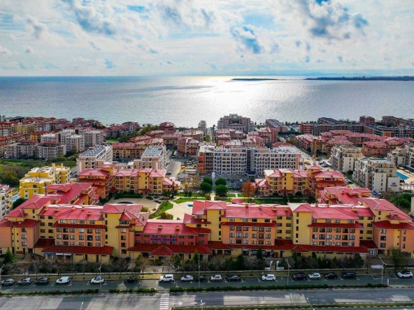 Двустаен апартамент в Свети Влас - 66 кв.м за 772 €/кв.м - Снимка #1