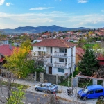 Къща в Българово - 280000 кв.м за 0 €/кв.м - Снимка #1