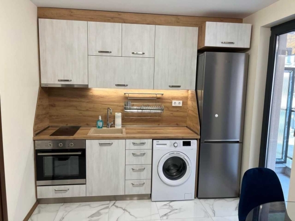 Дава се под наем Двустаен апартамент в Пловдив, Мараша - 65 кв.м за 325 € - Снимка #1