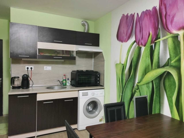 Дава се под наем Едностаен апартамент в Пловдив, Младежки Хълм - 38 кв.м за 185 € - Снимка #1