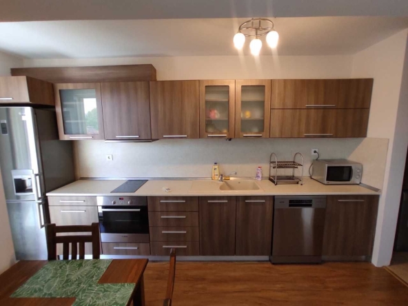 Дава се под наем Тристаен апартамент в Пловдив, Кючук Париж - 90 кв.м за 400 € - Снимка #1