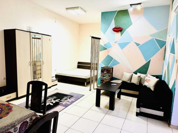 Дава се под наем Едностаен апартамент в Пловдив, Кючук Париж - 45 кв.м за 200 € - Снимка #1