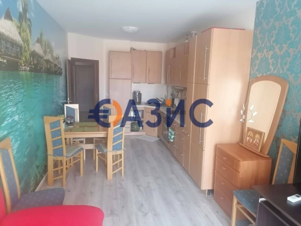 Тристаен апартамент в к.к. Слънчев бряг - 100 кв.м за 1320 €/кв.м - Снимка #1