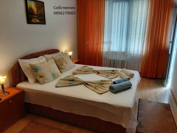 Дава се под наем Двустаен апартамент в Бургас, Лазур - 70 кв.м за 410 € - Снимка #1