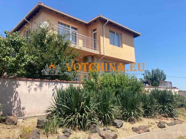 Къща в с. Лъка, Област Бургас - 125 кв.м за 1200 €/кв.м - Снимка #1