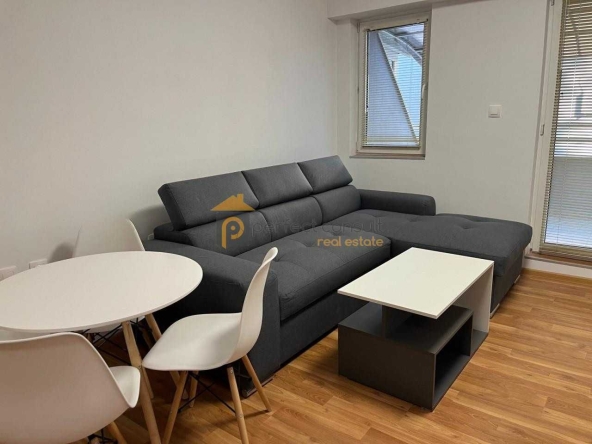Дава се под наем Двустаен апартамент в Пловдив, Кършияка - 80 кв.м за 425 € - Снимка #1