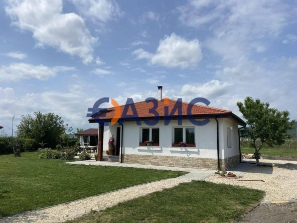 Четиристаен апартамент в с. Оризаре, Област Бургас - 165 кв.м за 1213 €/кв.м - Снимка #1