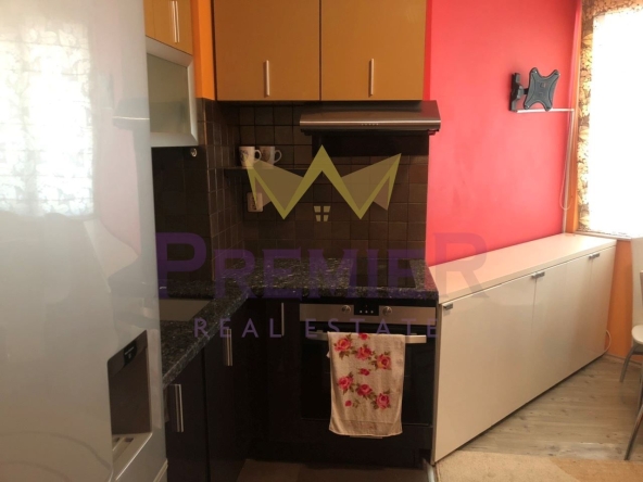 Дава се под наем Двустаен апартамент в Варна, Окръжна болница - 60 кв.м за 357 € - Снимка #1