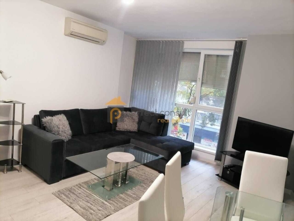Дава се под наем Двустаен апартамент в Пловдив, Кършияка - 57 кв.м за 425 € - Снимка #1