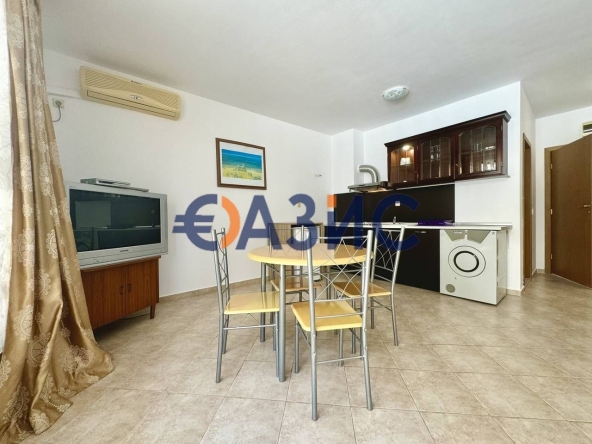 Двустаен апартамент в с. Кошарица, Област Бургас - 59 кв.м за 1074 €/кв.м - Снимка #1