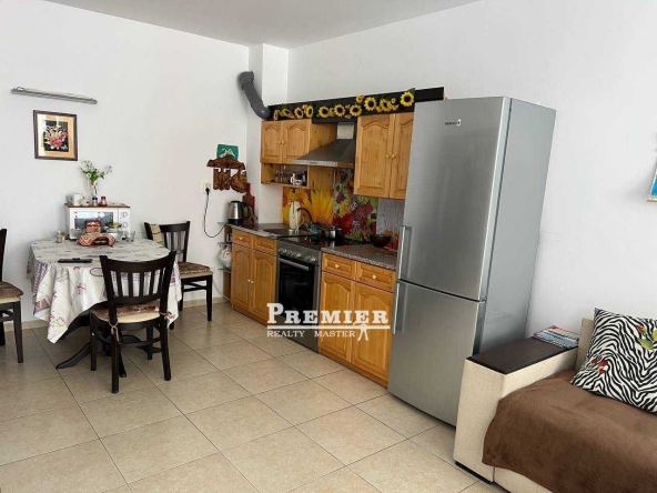 Двустаен апартамент в Поморие - 71 кв.м за 1191 €/кв.м - Снимка #1