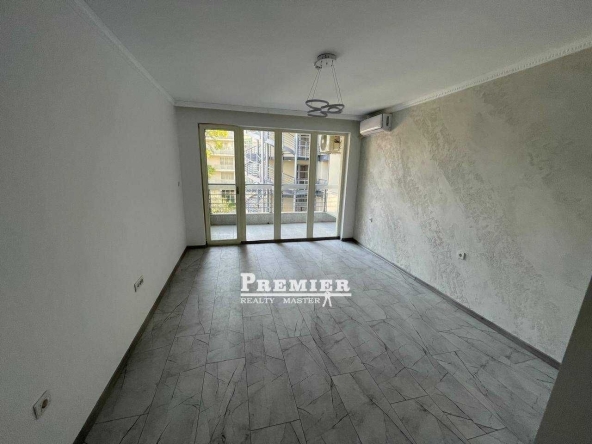 Едностаен апартамент в к.к. Слънчев бряг - 39 кв.м за 1194 €/кв.м - Снимка #1