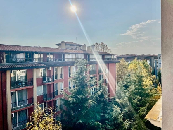 Тристаен апартамент в к.к. Слънчев бряг - 69 кв.м за 1131 €/кв.м - Снимка #1