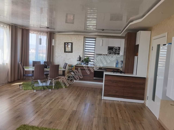 Тристаен апартамент в Пловдив, Беломорски - 105 кв.м за 1362 €/кв.м - Снимка #1