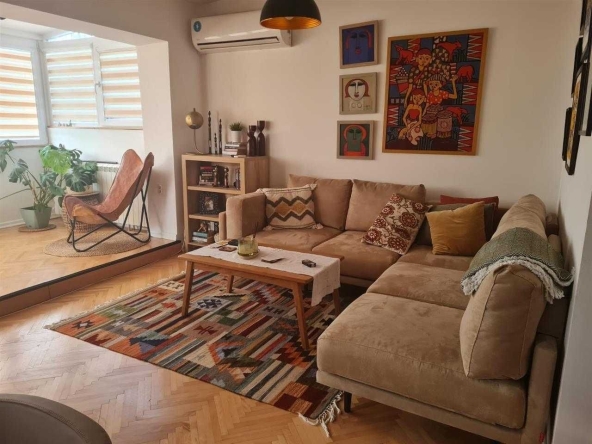 Дава се под наем Двустаен апартамент в Пловдив, Каменица 1 - 83 кв.м за 402.9 € - Снимка #1