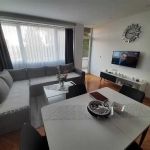 Дава се под наем Тристаен апартамент в Пловдив, Съдийски - 85 кв.м за 413.1 € - Снимка #1