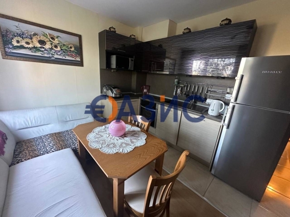 Двустаен апартамент в к.к. Слънчев бряг - 55 кв.м за 1164 €/кв.м - Снимка #1