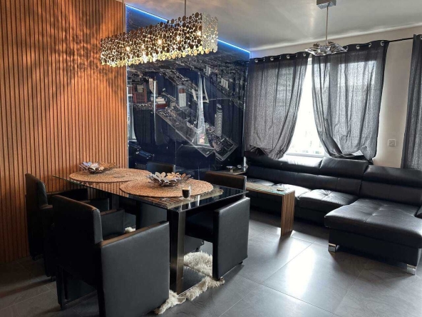 Дава се под наем Тристаен апартамент в София, Оборище - 110 кв.м за 1200 € - Снимка #1