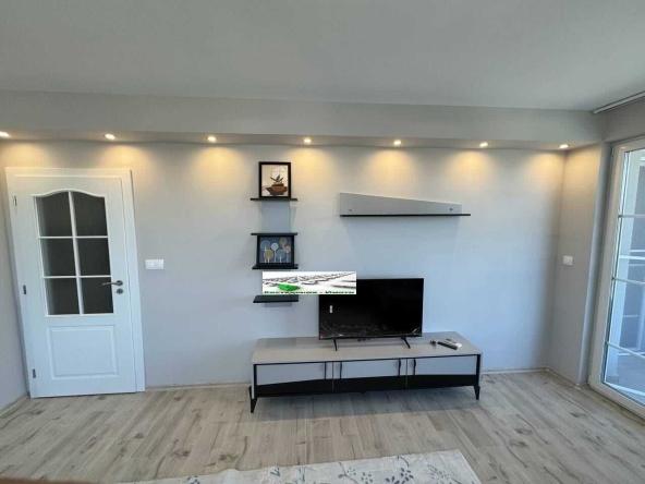 Дава се под наем Двустаен апартамент в Пловдив, Гагарин - 62 кв.м за 408 € - Снимка #1