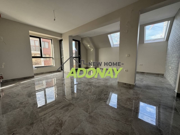 Тристаен апартамент в Пловдив, Съдийски - 132 кв.м за 1955 €/кв.м - Снимка #1