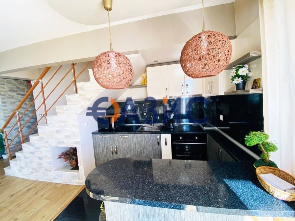 Двустаен апартамент в к.к. Слънчев бряг - 102 кв.м за 834 €/кв.м - Снимка #1