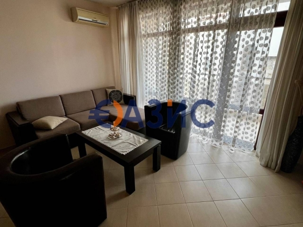 Тристаен апартамент в к.к. Слънчев бряг - 106 кв.м за 991 €/кв.м - Снимка #1