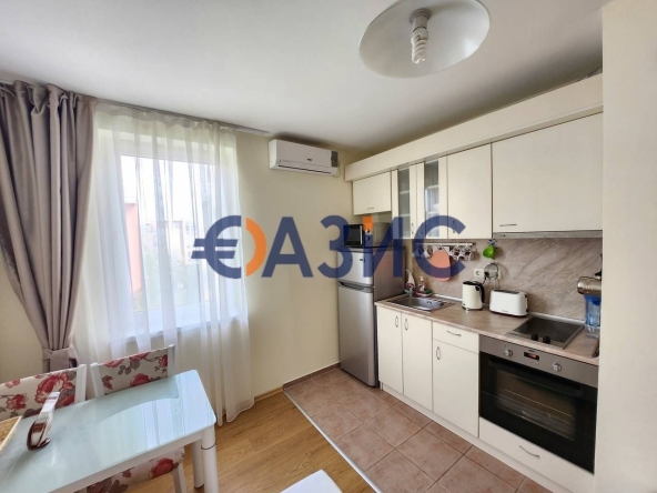 Тристаен апартамент в к.к. Слънчев бряг - 62 кв.м за 1323 €/кв.м - Снимка #1