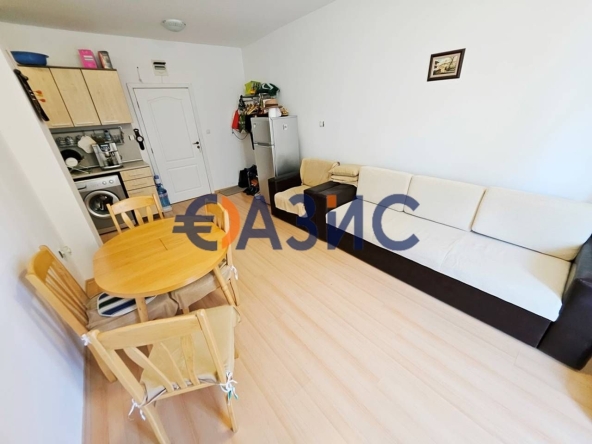 Двустаен апартамент в к.к. Слънчев бряг - 56 кв.м за 713 €/кв.м - Снимка #1