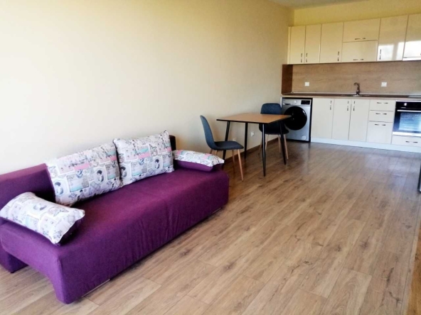 Дава се под наем Двустаен апартамент в София, Студентски град - 70 кв.м за 561 € - Снимка #1