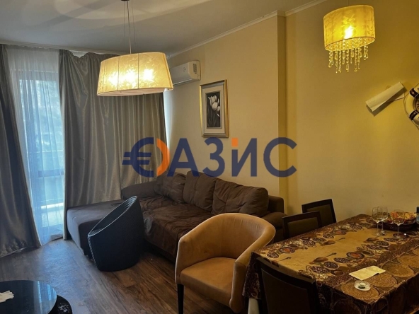 Тристаен апартамент в к.к. Златни пясъци - 102 кв.м за 1068 €/кв.м - Снимка #1