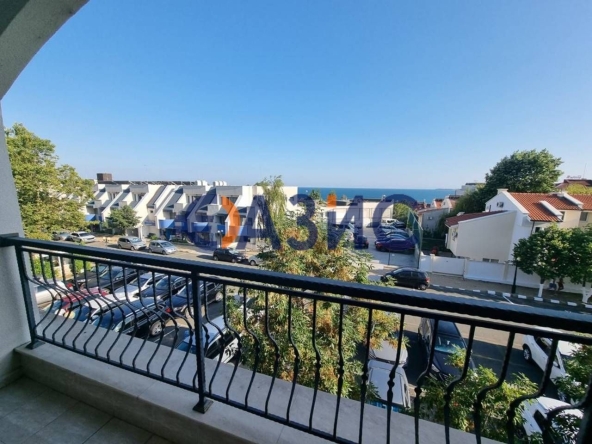 Тристаен апартамент в Свети Влас - 110 кв.м за 1200 €/кв.м - Снимка #1