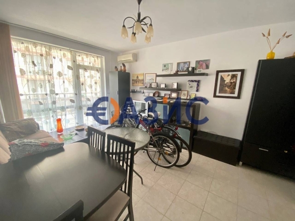 Двустаен апартамент в к.к. Слънчев бряг - 53 кв.м за 1197 €/кв.м - Снимка #1