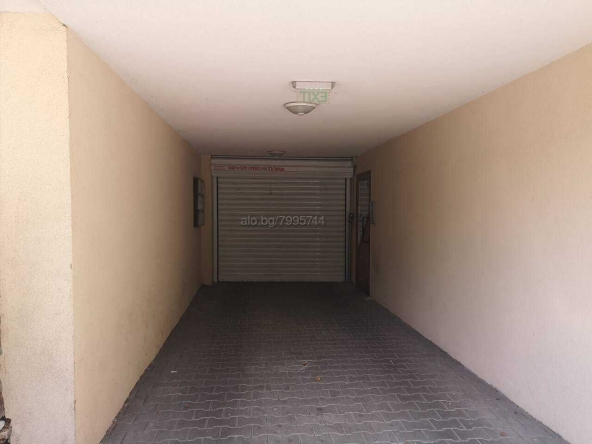 Дава се под наем Гараж / Паркомясто в Бургас, Възраждане - 15 кв.м за 76.5 € - Снимка #1