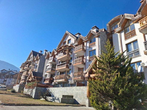 Двустаен апартамент в Банско - 90 кв.м за 822 €/кв.м - Снимка #1