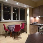 Дава се под наем Тристаен апартамент в София, Изток - 80 кв.м за 867 € - Снимка #1