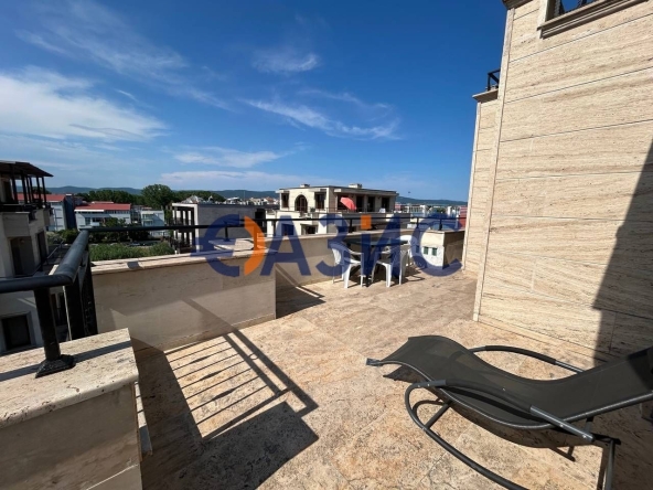 Двустаен апартамент в к.к. Слънчев бряг - 81 кв.м за 963 €/кв.м - Снимка #1