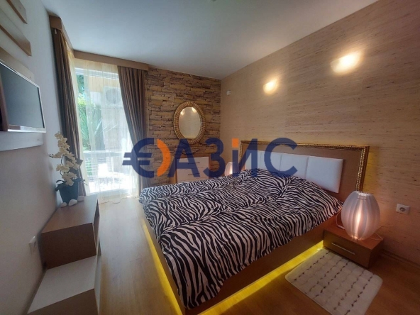 Двустаен апартамент в к.к. Слънчев бряг - 59 кв.м за 1339 €/кв.м - Снимка #1