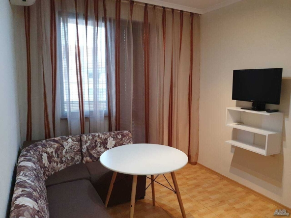 Дава се под наем Двустаен апартамент в Бургас, Възраждане - 50 кв.м за 127.5 € - Снимка #1