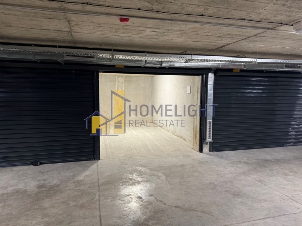 Дава се под наем Гараж / Паркомясто в София, Гоце Делчев - 15 кв.м за 127.5 € - Снимка #1