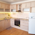 Дава се под наем Двустаен апартамент в Варна, Център - 68 кв.м за 408 € - Снимка #1