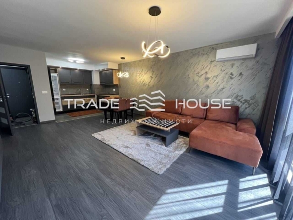 Дава се под наем Двустаен апартамент в Пловдив, Христо Смирненски - 85 кв.м за 650 € - Снимка #1