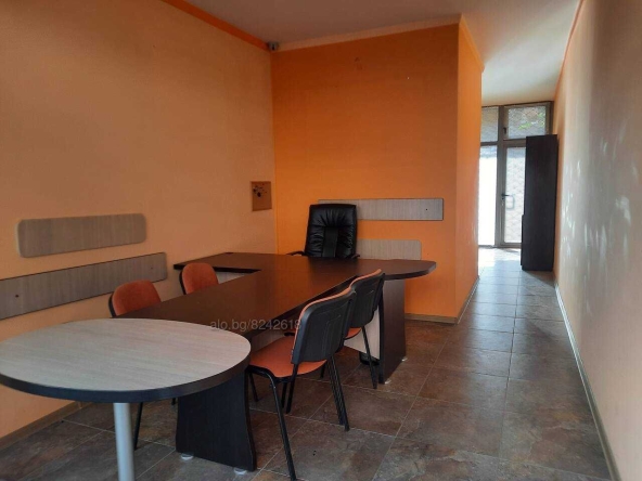 Офис в Пловдив, Център - 42 кв.м за 1953 €/кв.м - Снимка #1