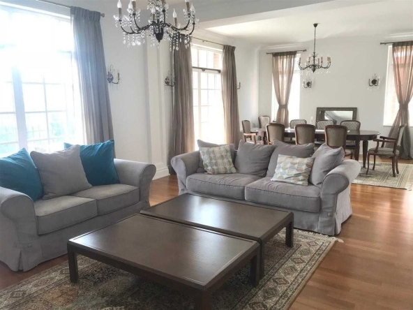 Дава се под наем Двустаен апартамент в Бургас, Лазур - 60 кв.м за 204 € - Снимка #1