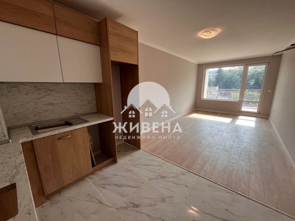 Двустаен апартамент в к.к. Св.Св. Константин и Елена - 78 кв.м за 2123 €/кв.м - Снимка #1