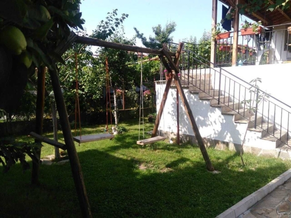 Къща в София, Враждебна - 340 кв.м за 471 €/кв.м - Снимка #1