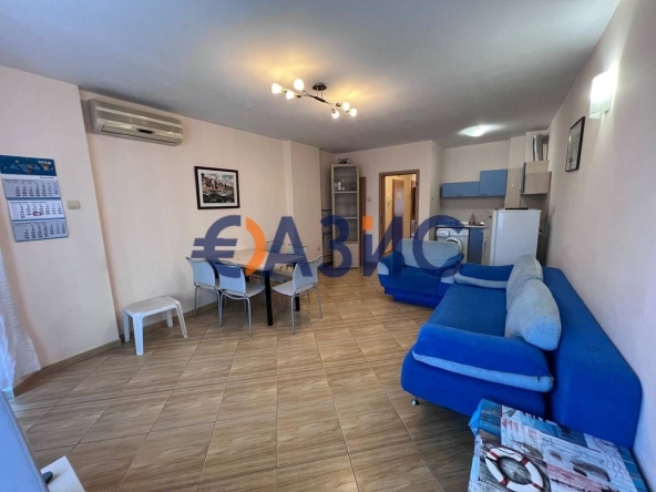 Двустаен апартамент в к.к. Слънчев бряг - 122 кв.м за 763 €/кв.м - Снимка #1