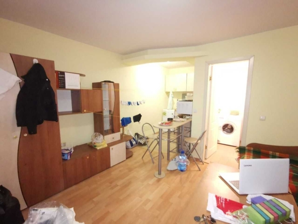 Дава се под наем Едностаен апартамент в Пловдив, Център - 32 кв.м за 40000 € - Снимка #1